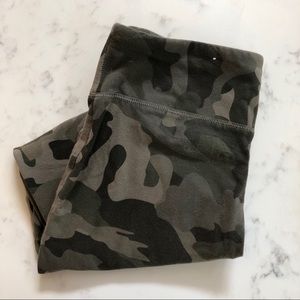 NWOT Mossimo Camo Leggings
